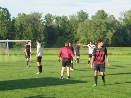 Nogometna tekma NK Teleing - KMN Old Boys MS, maj 2014 7